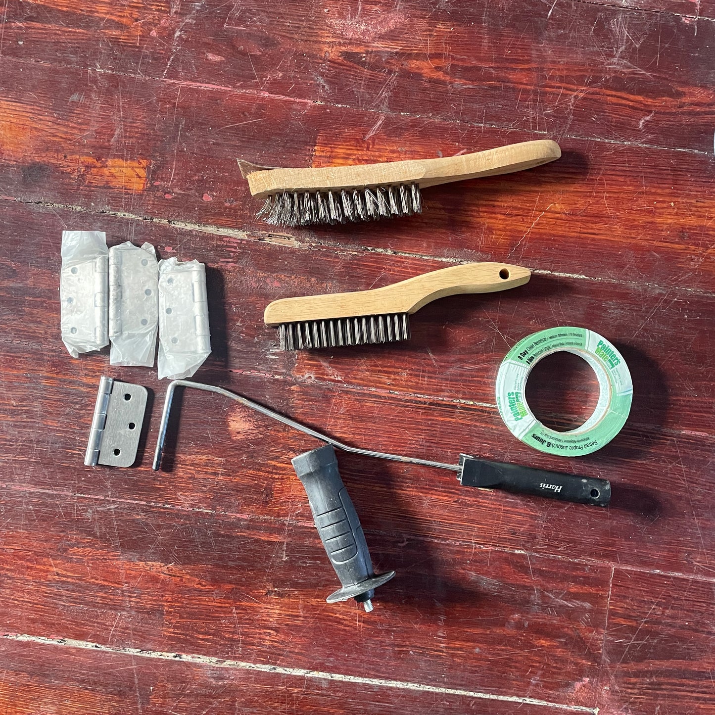 2 Metal Brushes + Hinges + Tape + Roller
