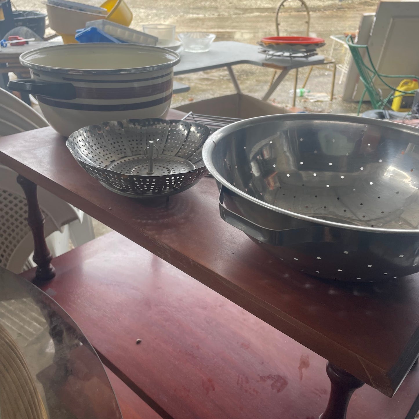 Assorted Kitchenware