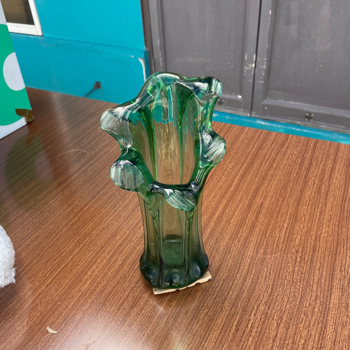 Green Ruffled Art Glass Vase