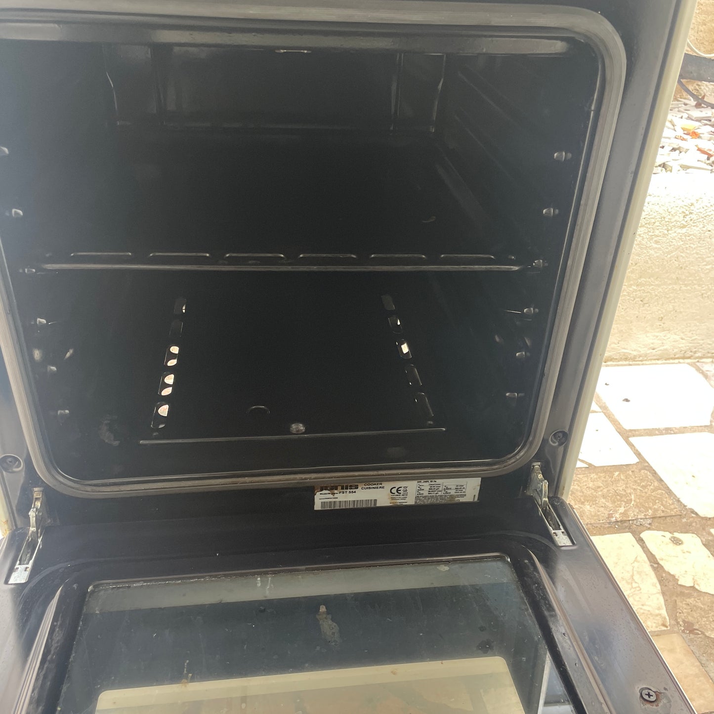 White Gas Stove with Oven