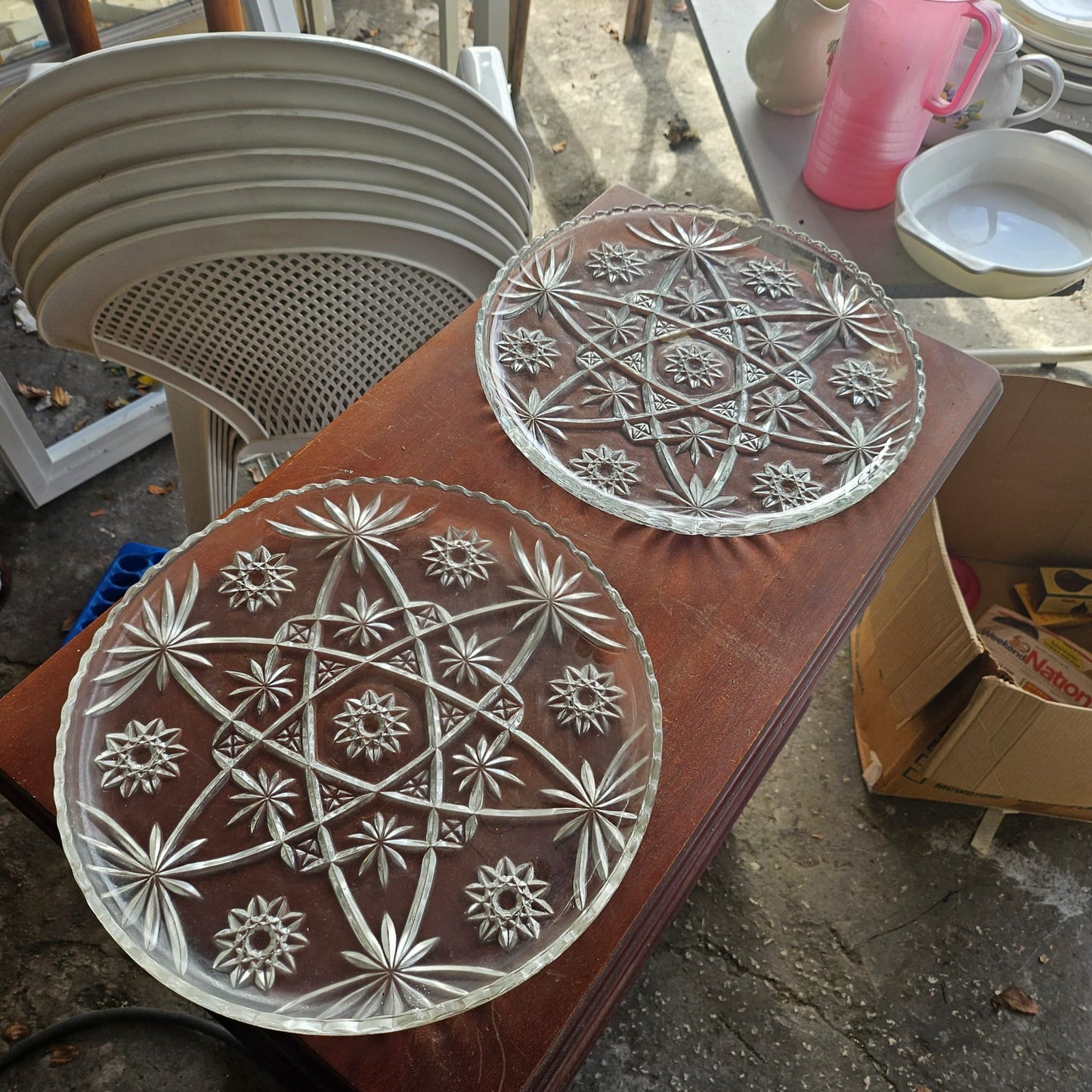 2 Starburst Pattern Glass Plates