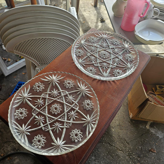 2 Starburst Pattern Glass Plates