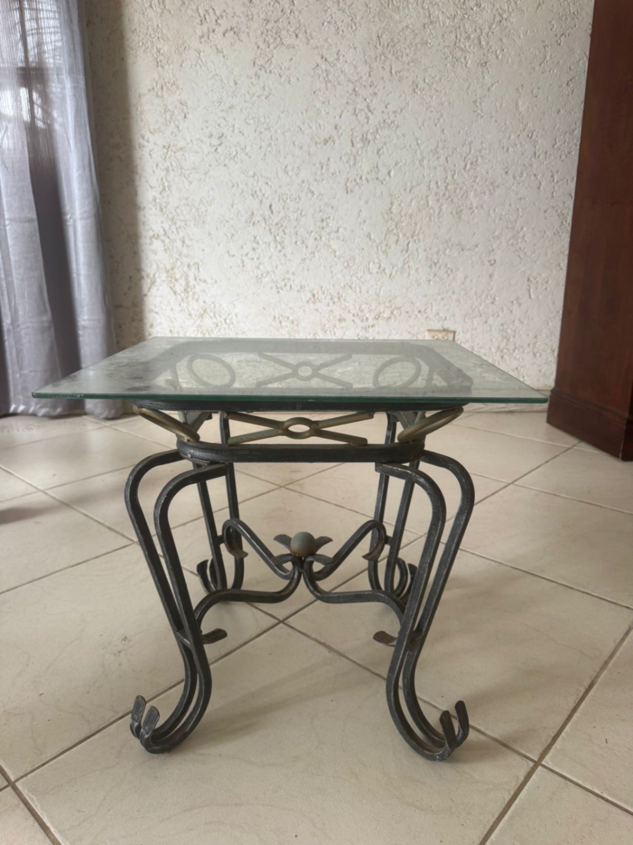Glass Table Top On Metal Frame