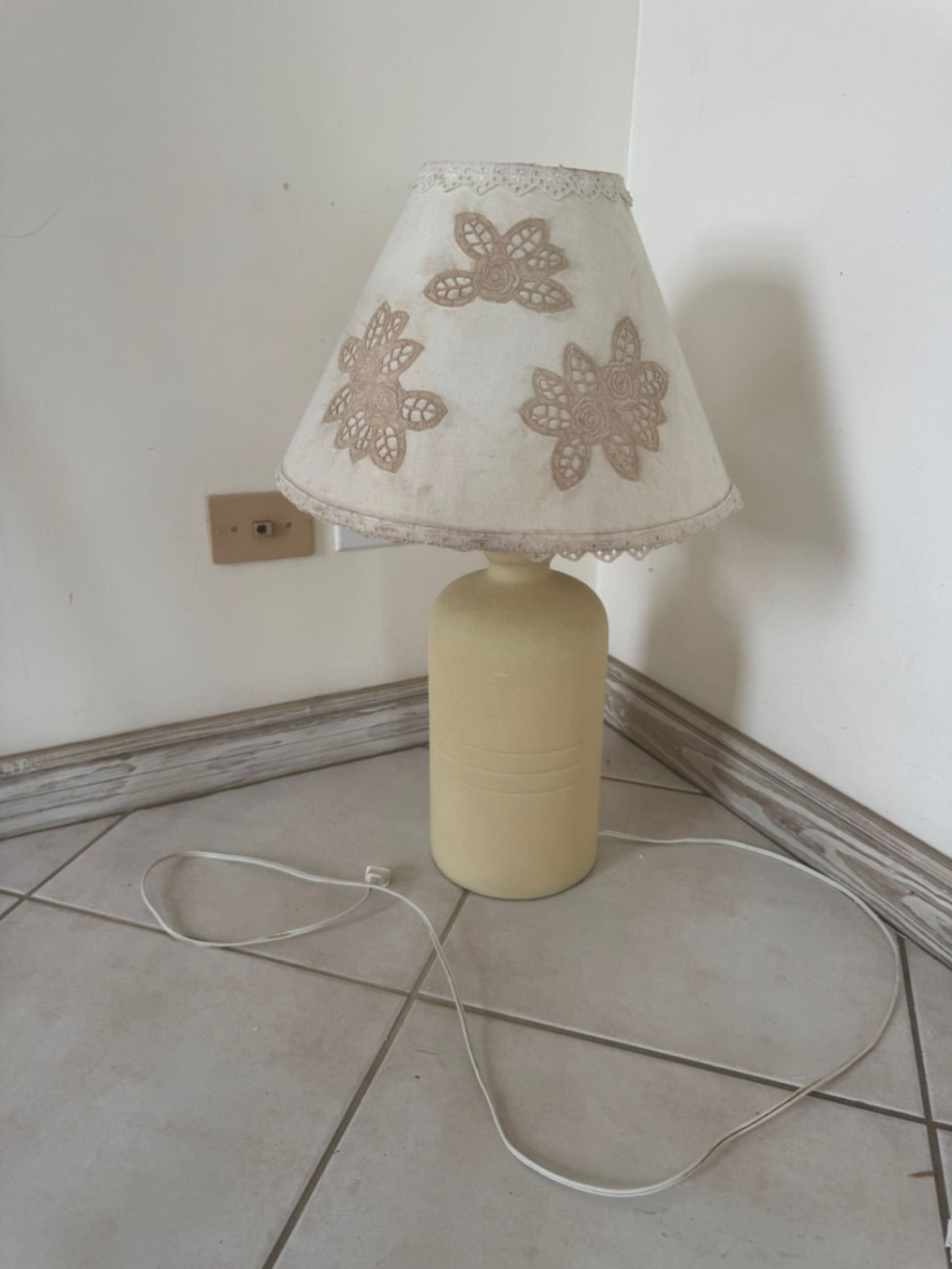 Cream lamp with Shade