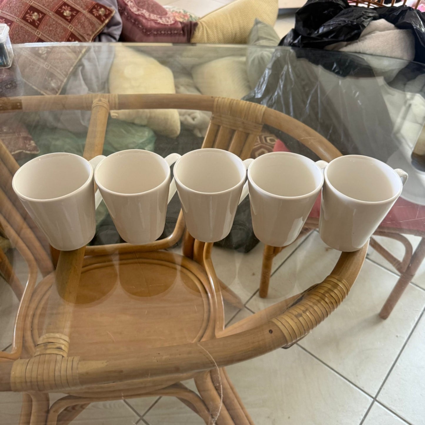 5 White Mugs