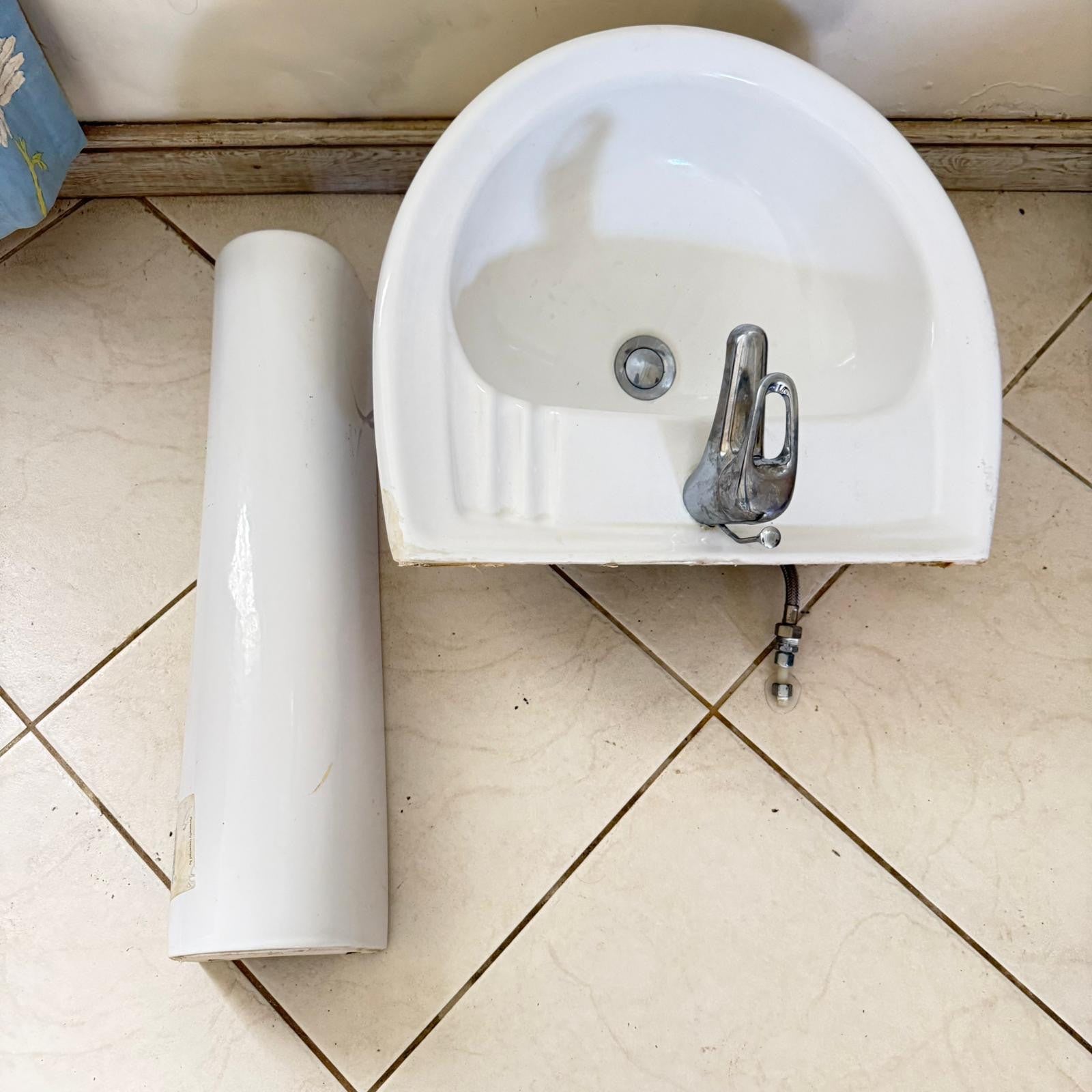White Sink