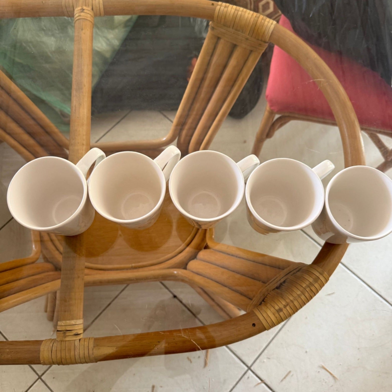 5 White Mugs