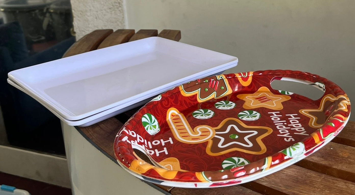 Set of 2 Serving Trays - White + 2 Holiday Serving Trays
