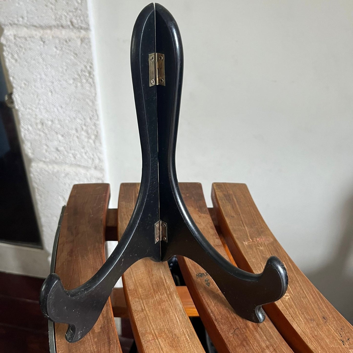 Black Wooden Plate Stand