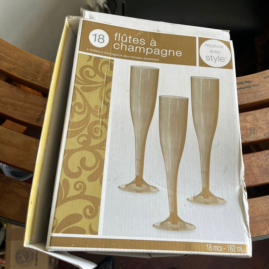 Box of Champagne Flutes