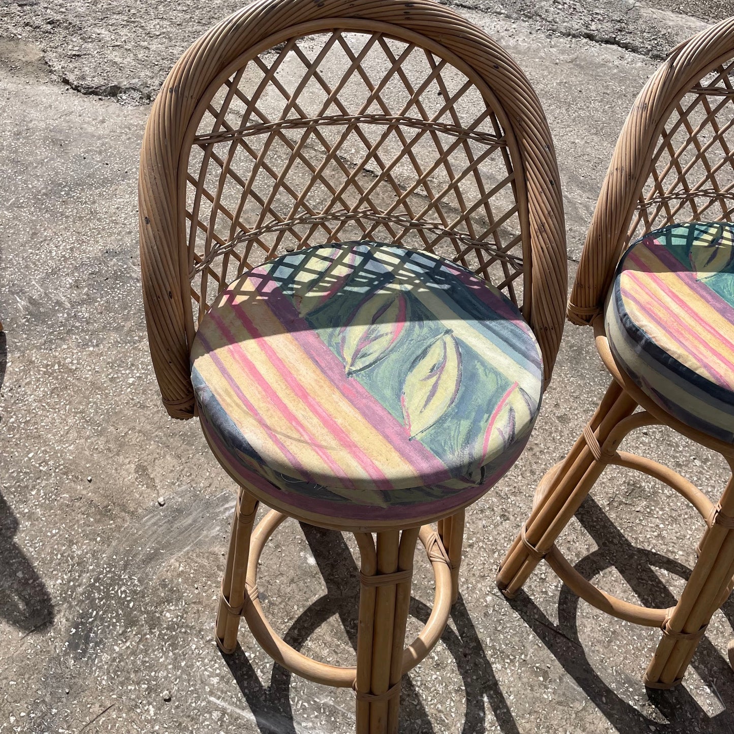 4 Rattan Bar Stools with Patterned Cushions