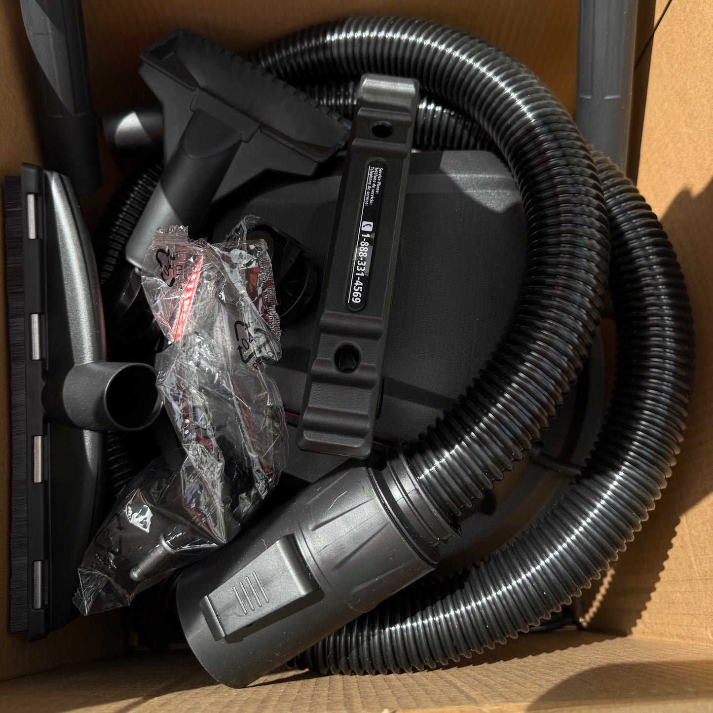 CRAFTSMAN 5-Gallon 4 HP Corded Wet/Dry Shop Vacuum with Accessories Included