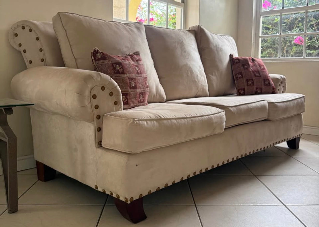 3 Seater Tufted Sofa