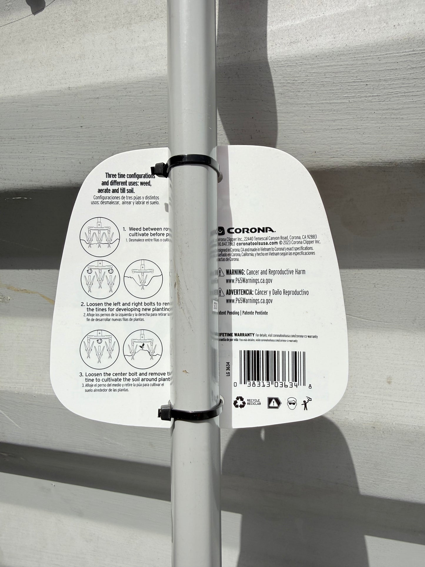 Corona ComfortGEL Rotating 3 -Tine Long-Handle Cultivator