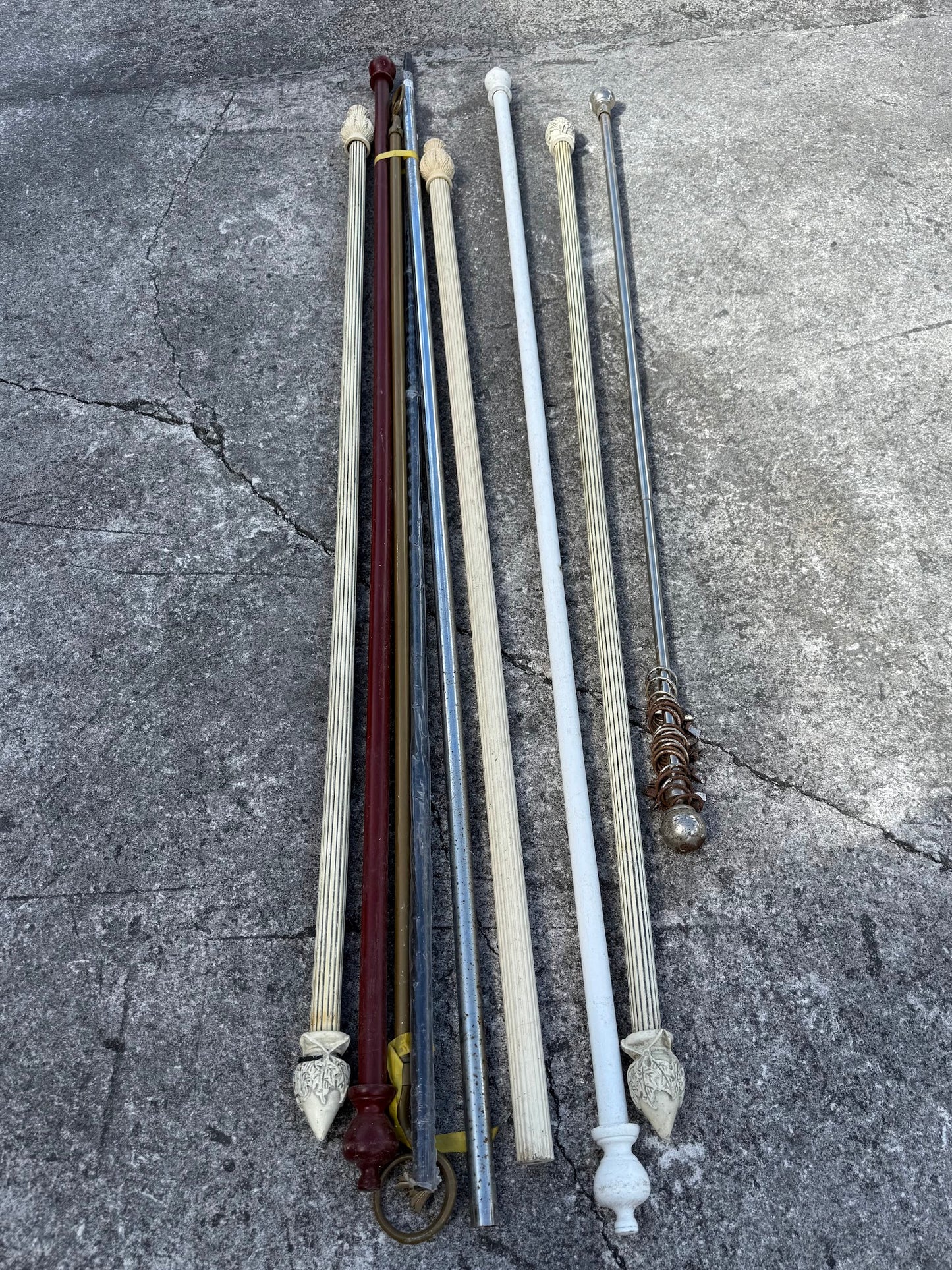 7 Curtain Rods