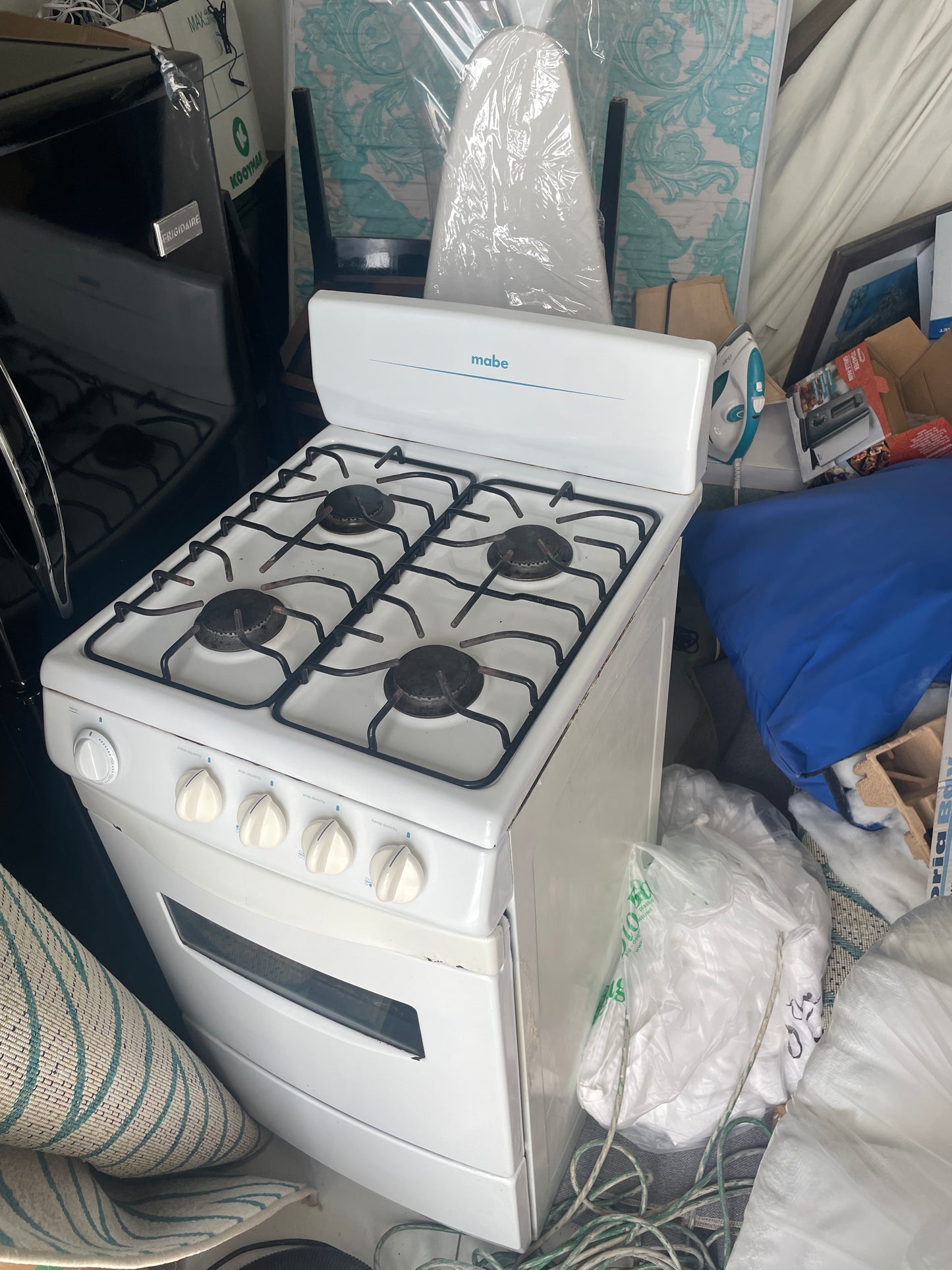 Mabe Stove