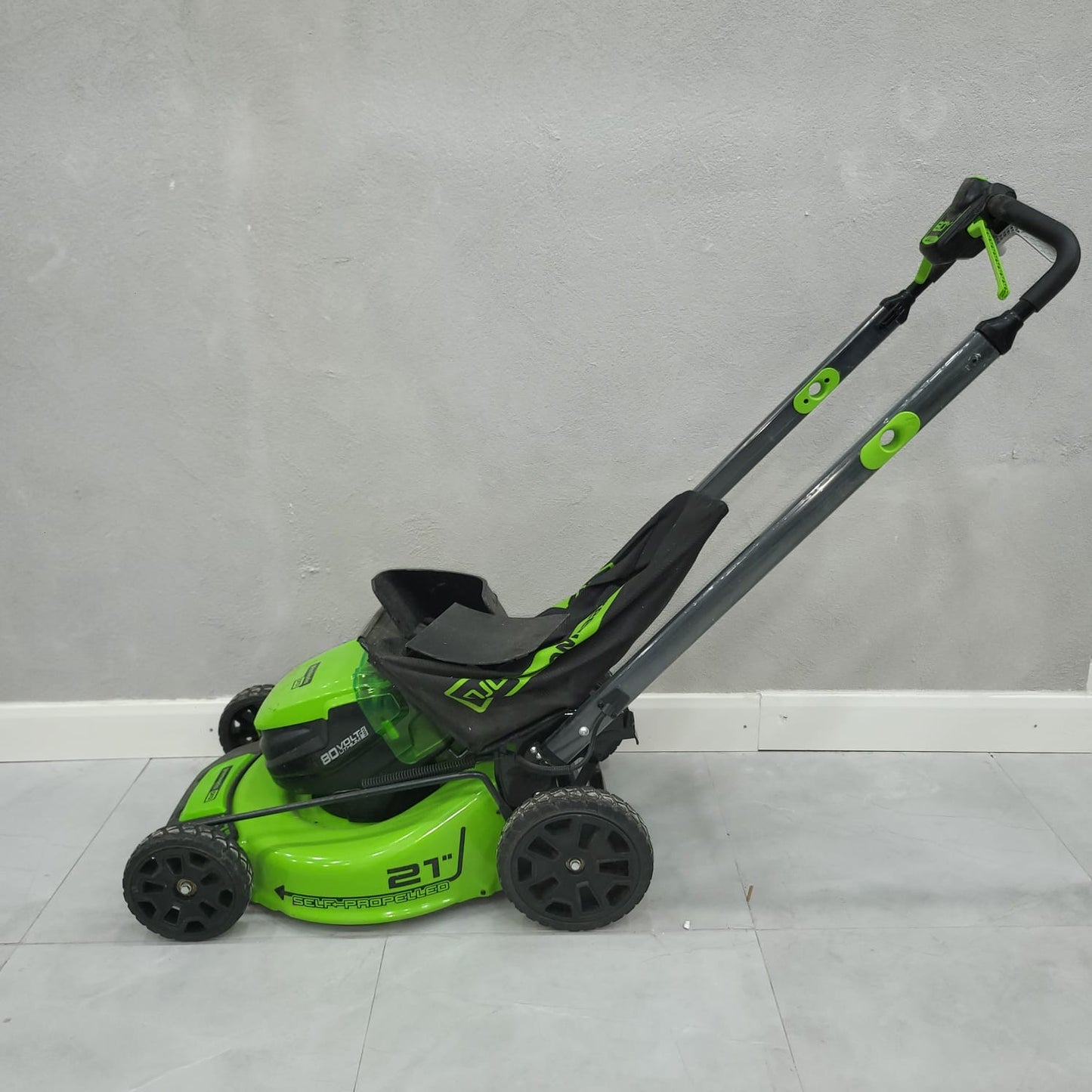 21” 48V Max Electric Cordless Lawn Mower