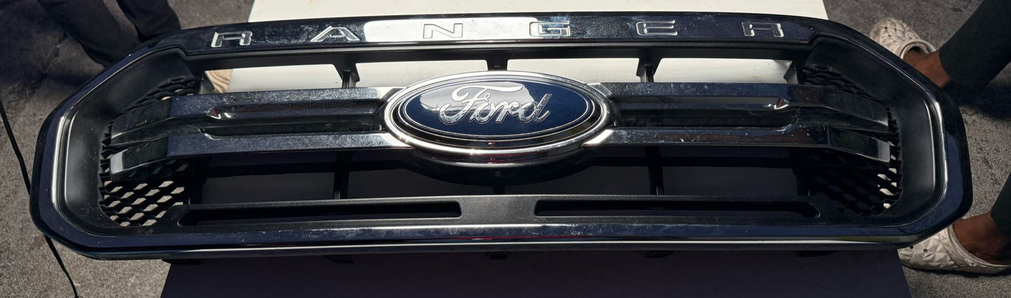 2019 - 2024 Ford Ranger Front Center Grille