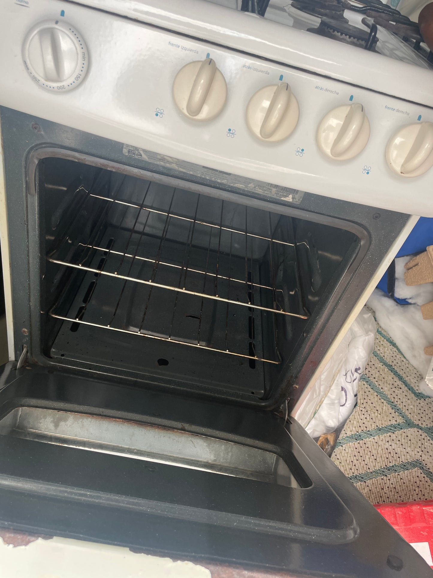 Mabe Stove