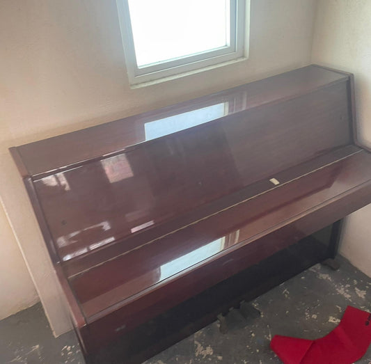 Royal Piano