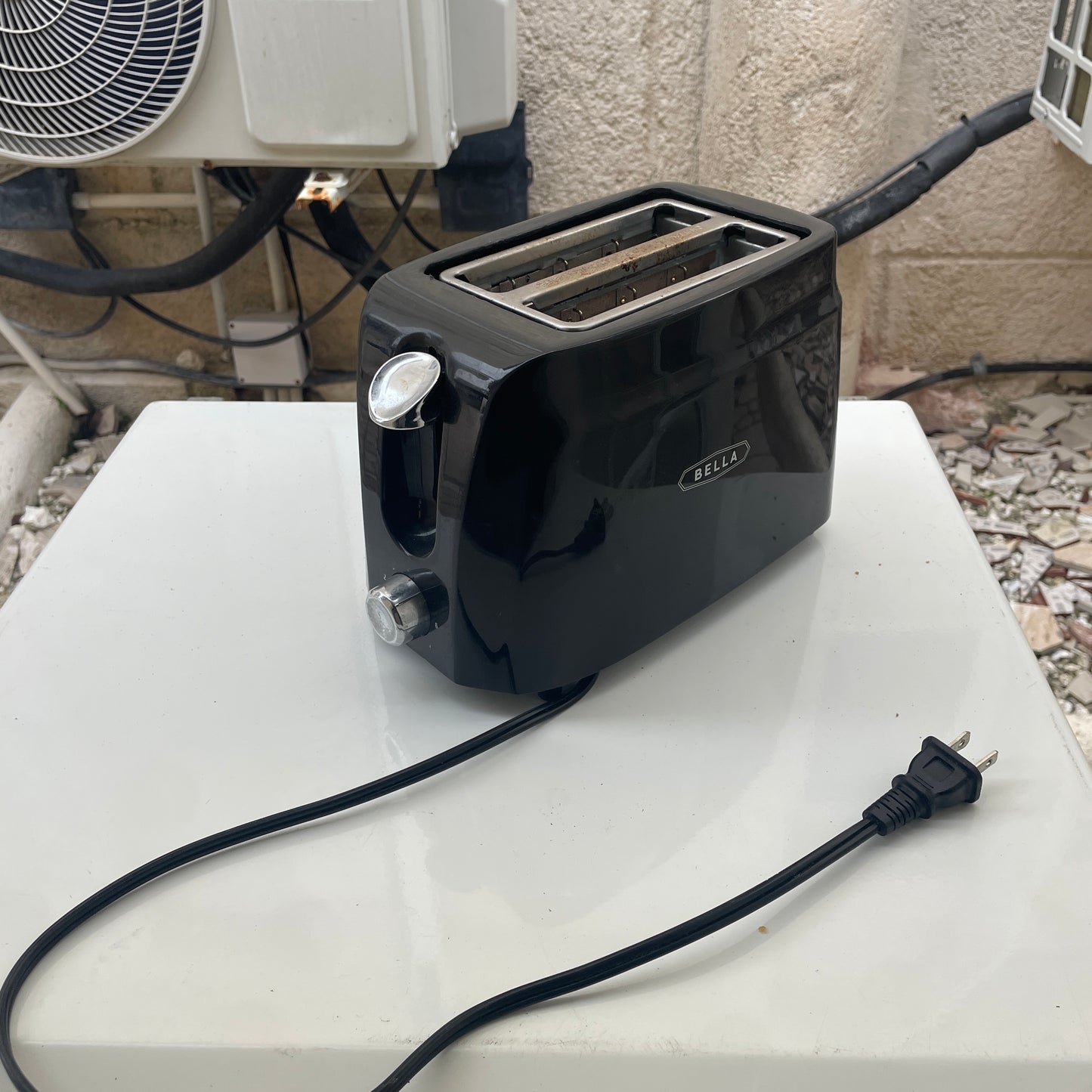 BELLA Toaster