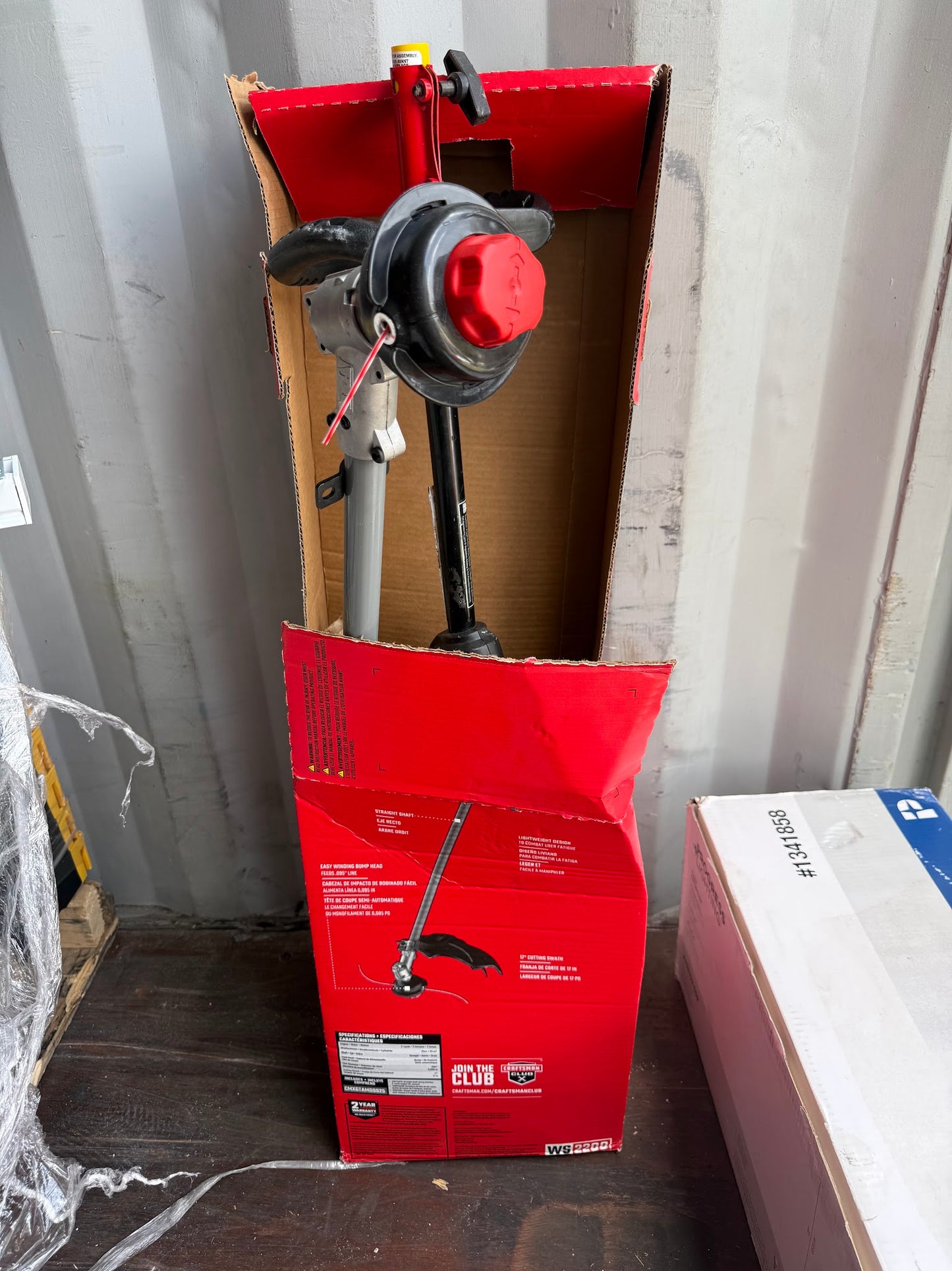 CRAFTSMAN WS2200 25-cc 2-cycle 17-in Straight Shaft Attachment Capable Gas String Trimmer