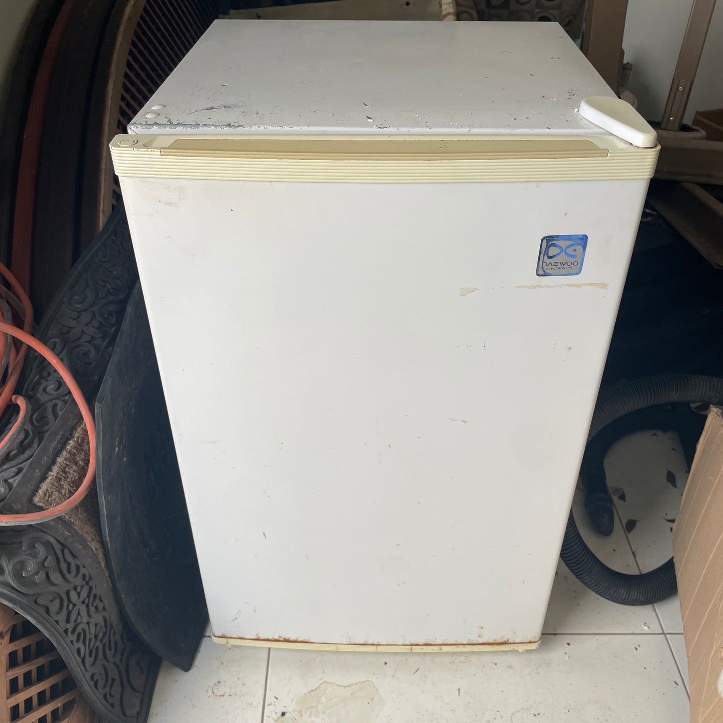 Daewoo Compact Refrigerator