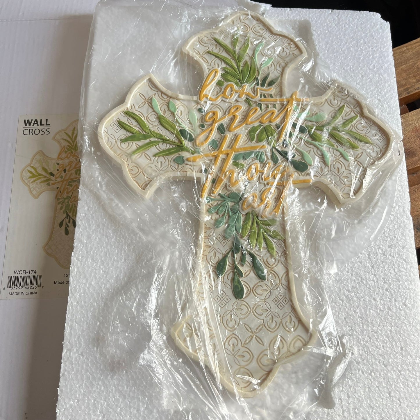 Dicksons Wall Cross- 12” H