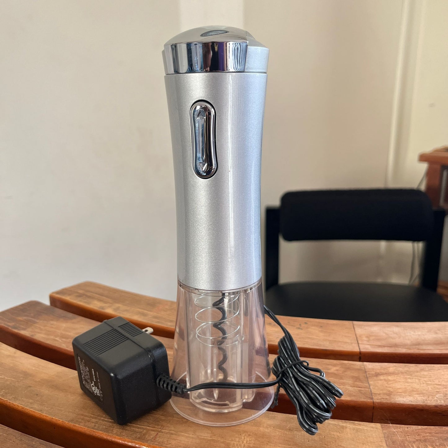 Mini Electric Wine Opener KCH-03426