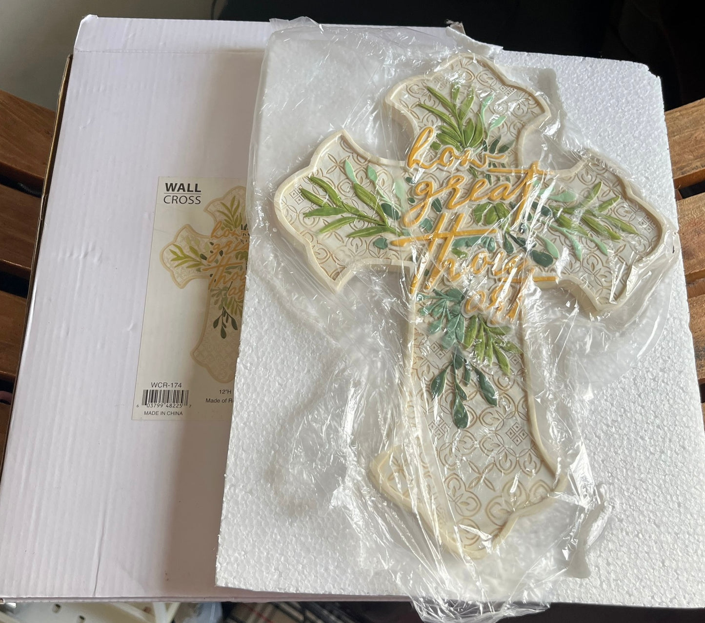 Dicksons Wall Cross- 12” H