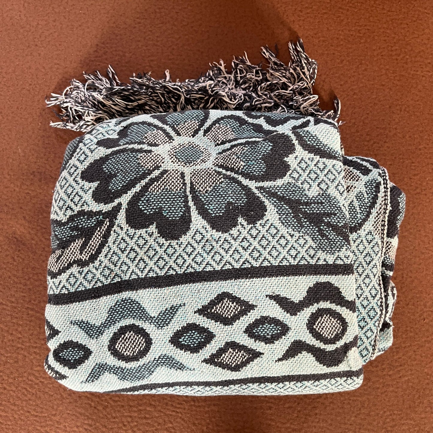 Cotton Patterned Tassel Throw Blanket