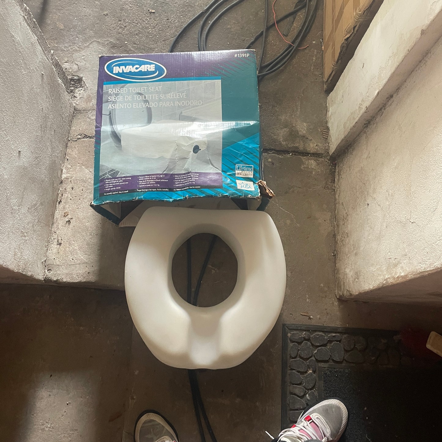 Invacare Raised Toilet Seat #1391P