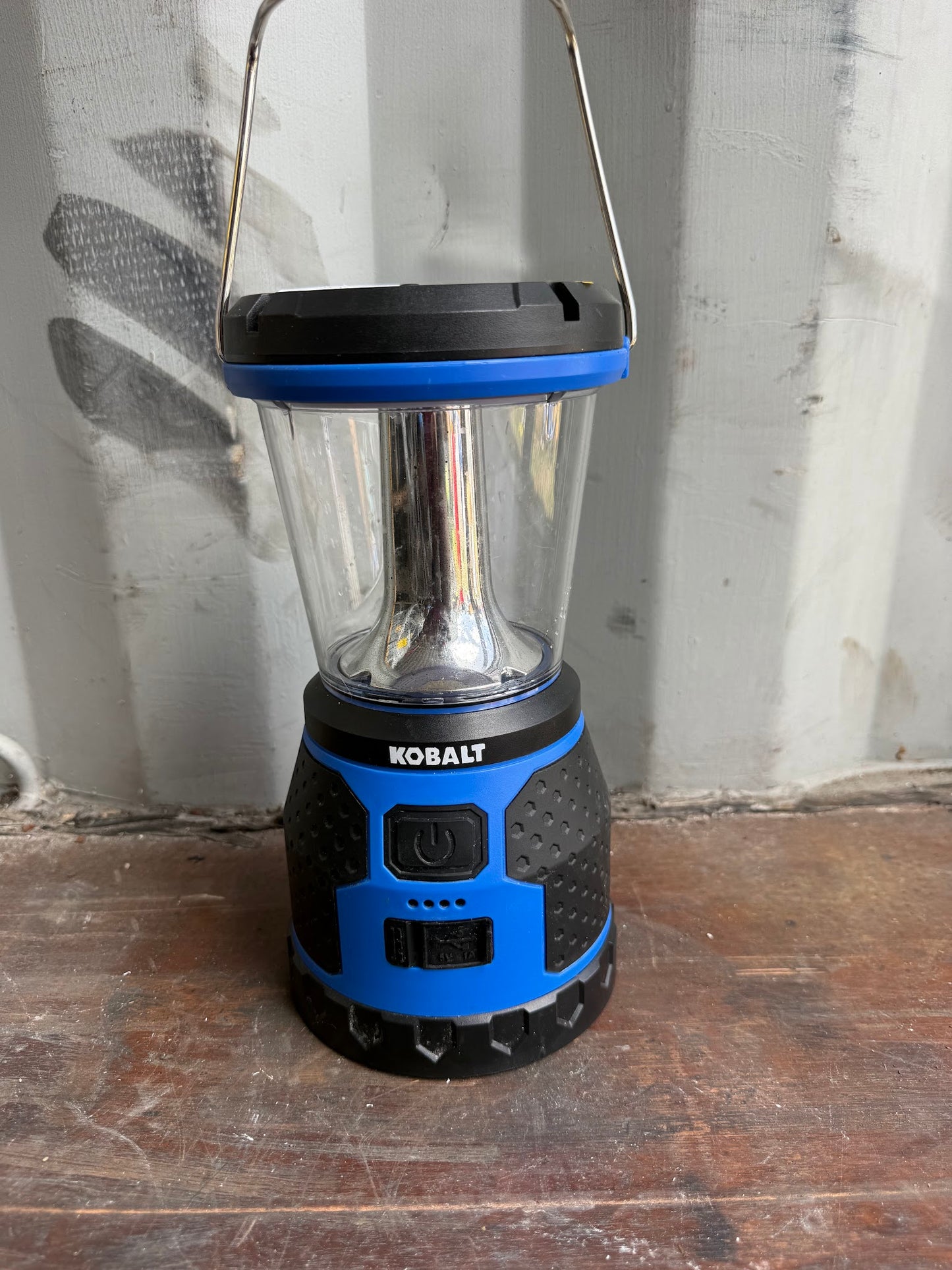Kobalt 1500-Lumen 4 -Mode LED Rechargeable Camping Lantern