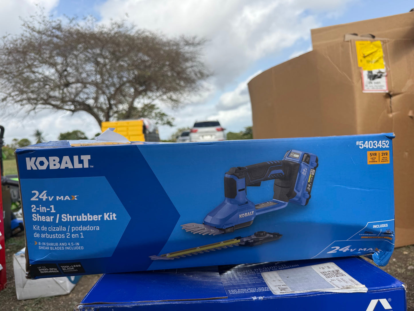 Kobalt 24-volt 8-in Battery Hedge Trimmer