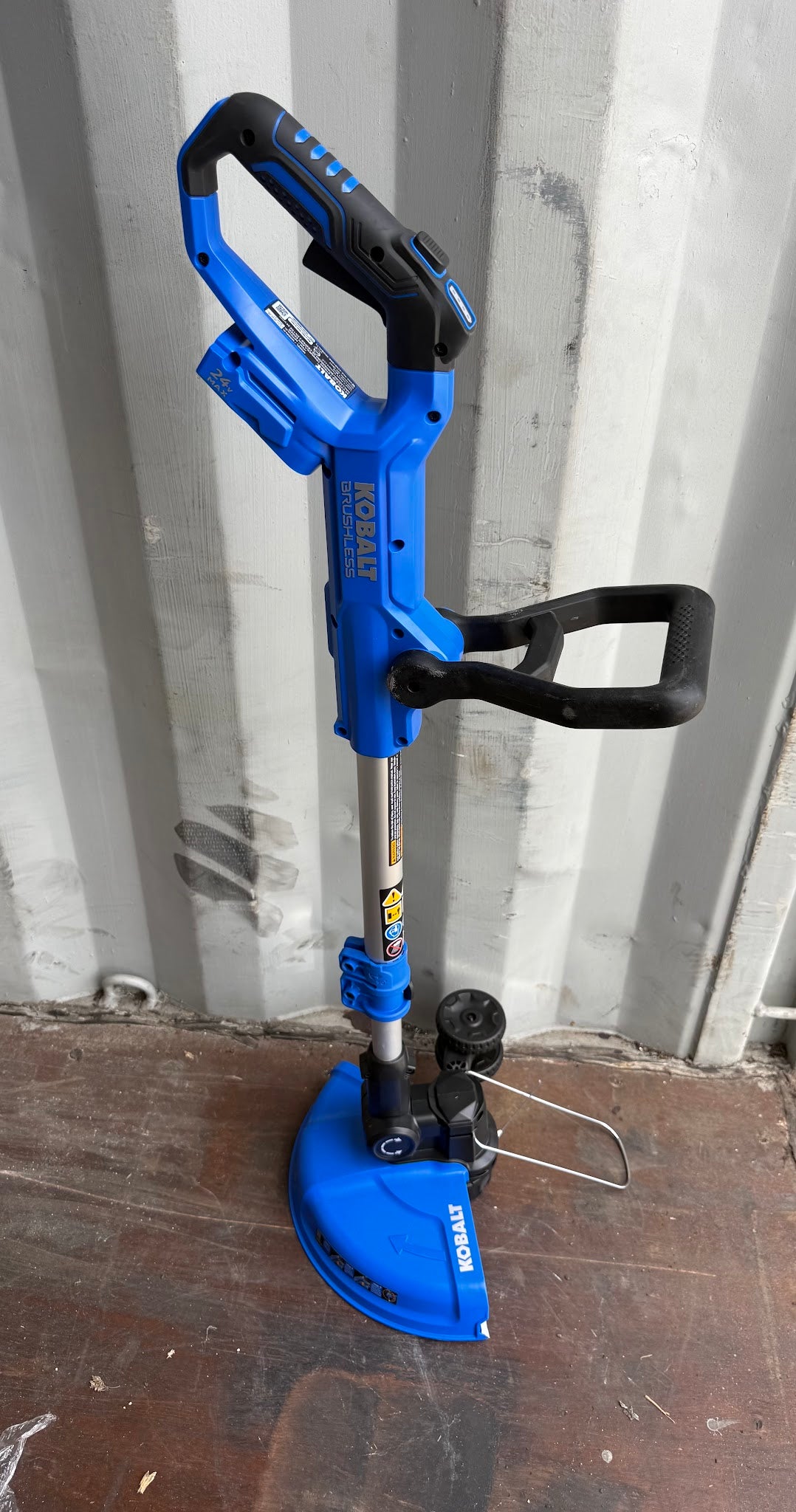 Kobalt 24V MAX 12-in Attachment Capable Battery String Trimmer Edger
