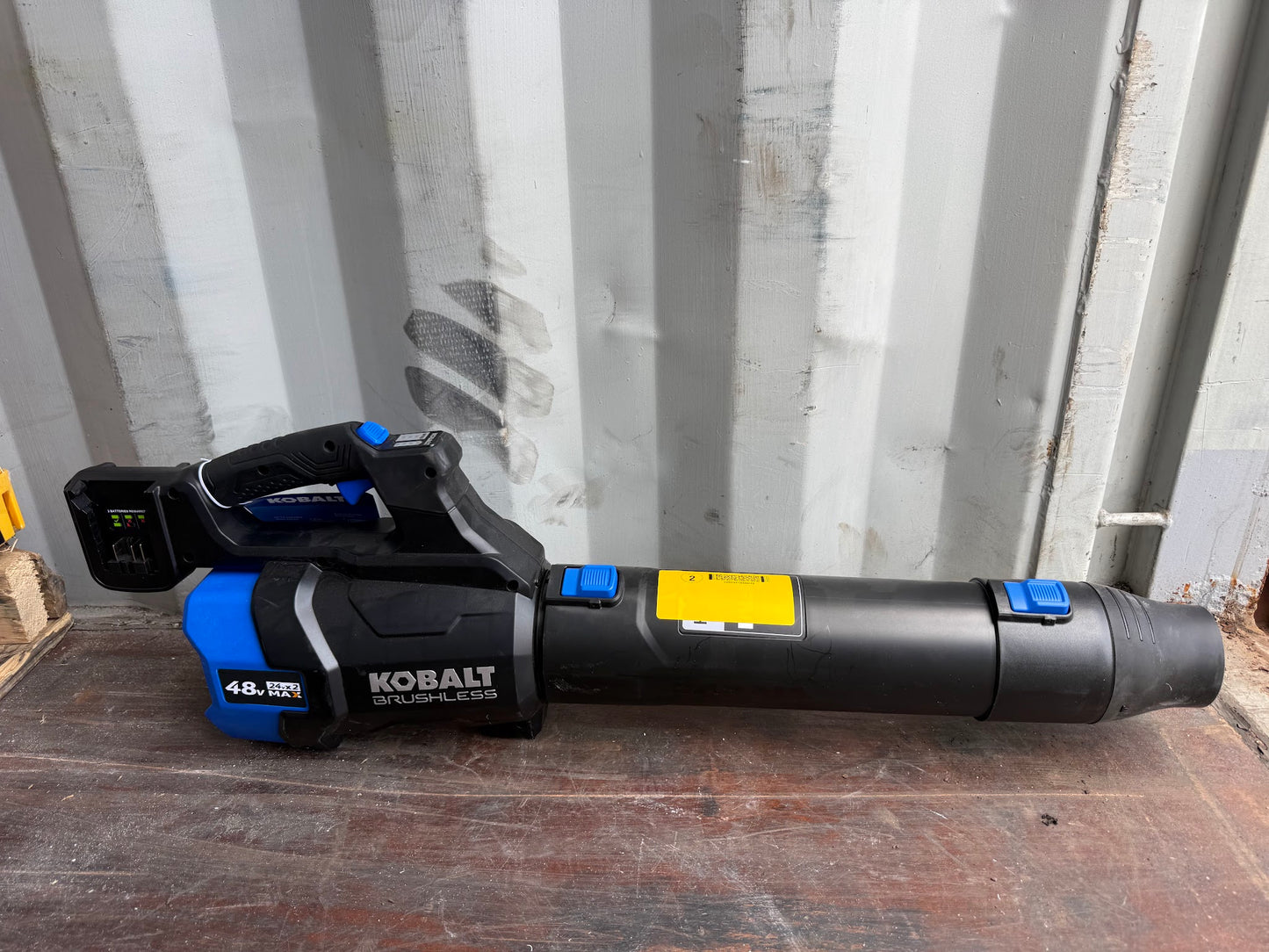 Kobalt 48V MAX (24v x 2) 600-CFM 150-MPH Battery Handheld Leaf Blower