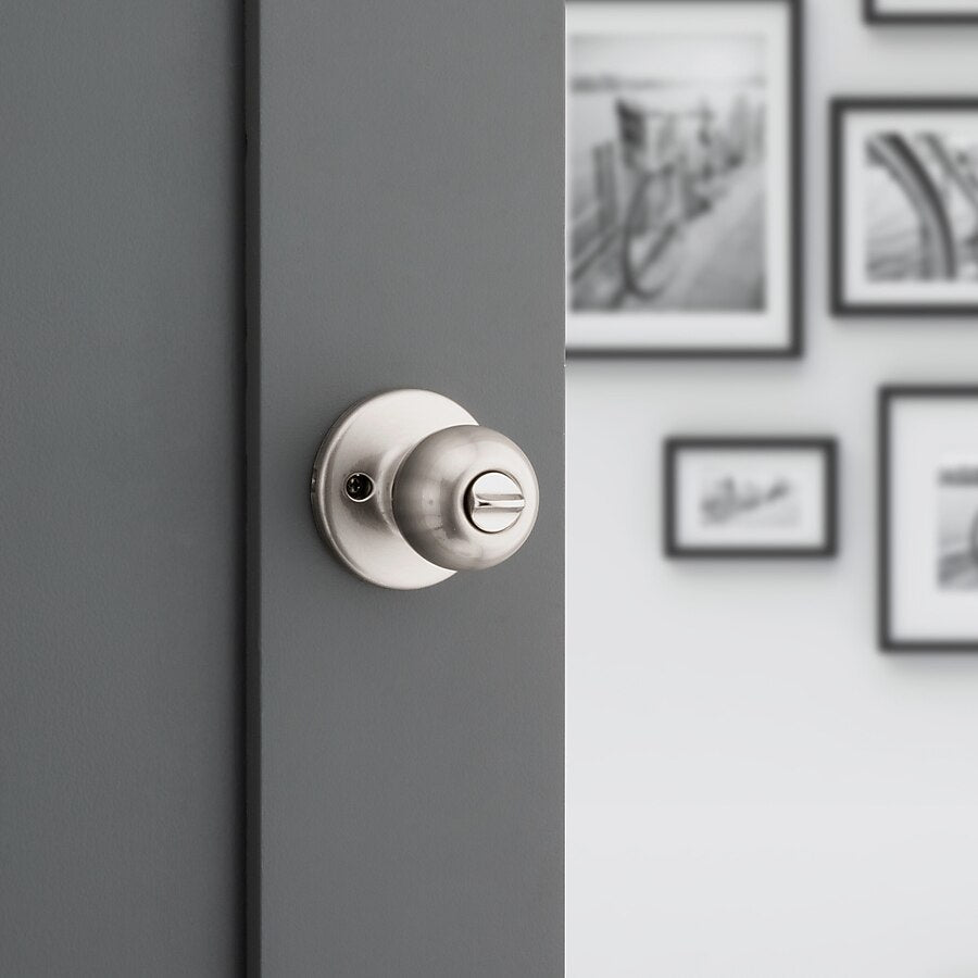 Kwikset Polo Satin Nickel Exterior Keyed Entry Door Knob