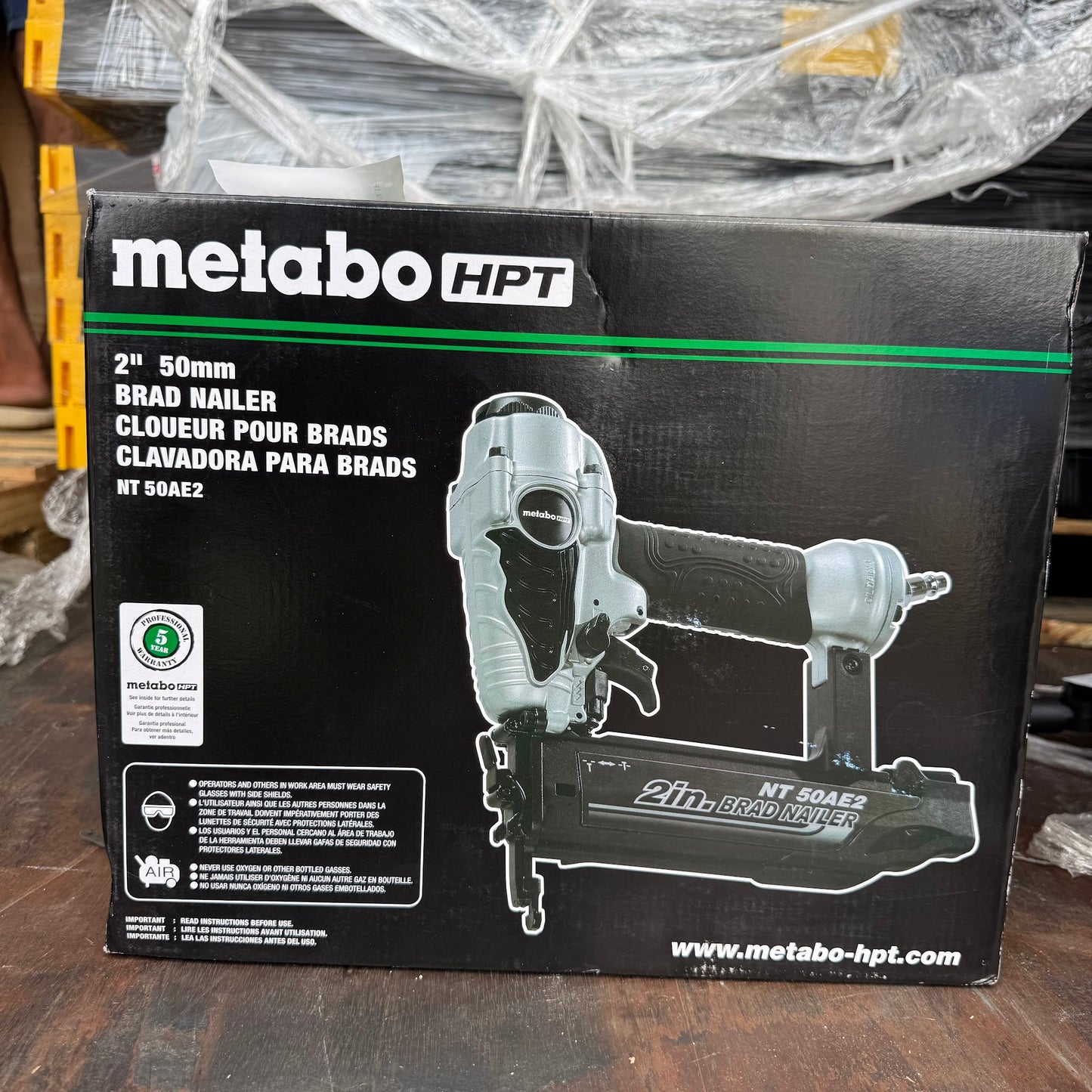 Metabo HPT 2-in 18 -Gauge Pneumatic Straight Brad Nailer