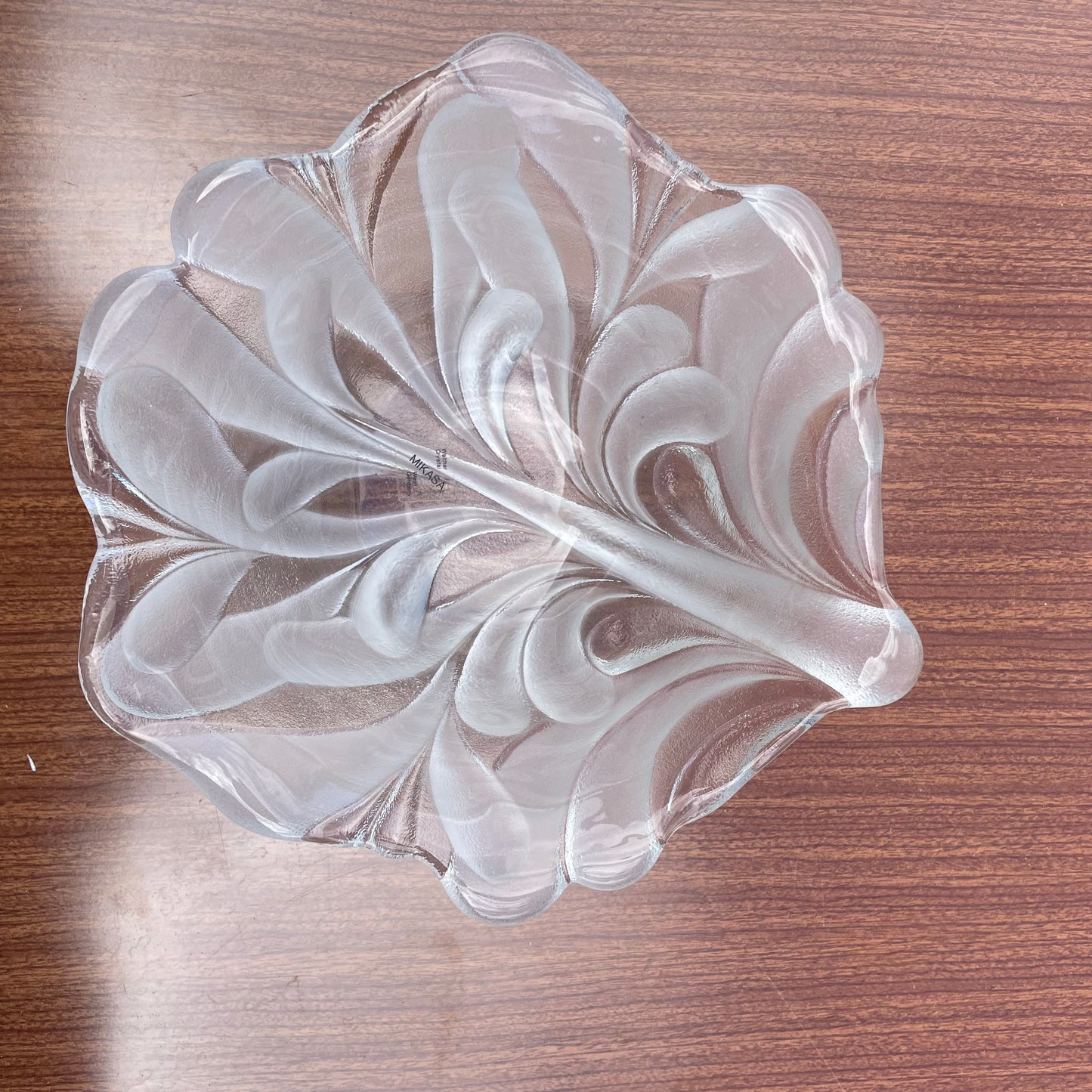 Mikasa Walther Crystal Frosted Leaf Glass Dish
