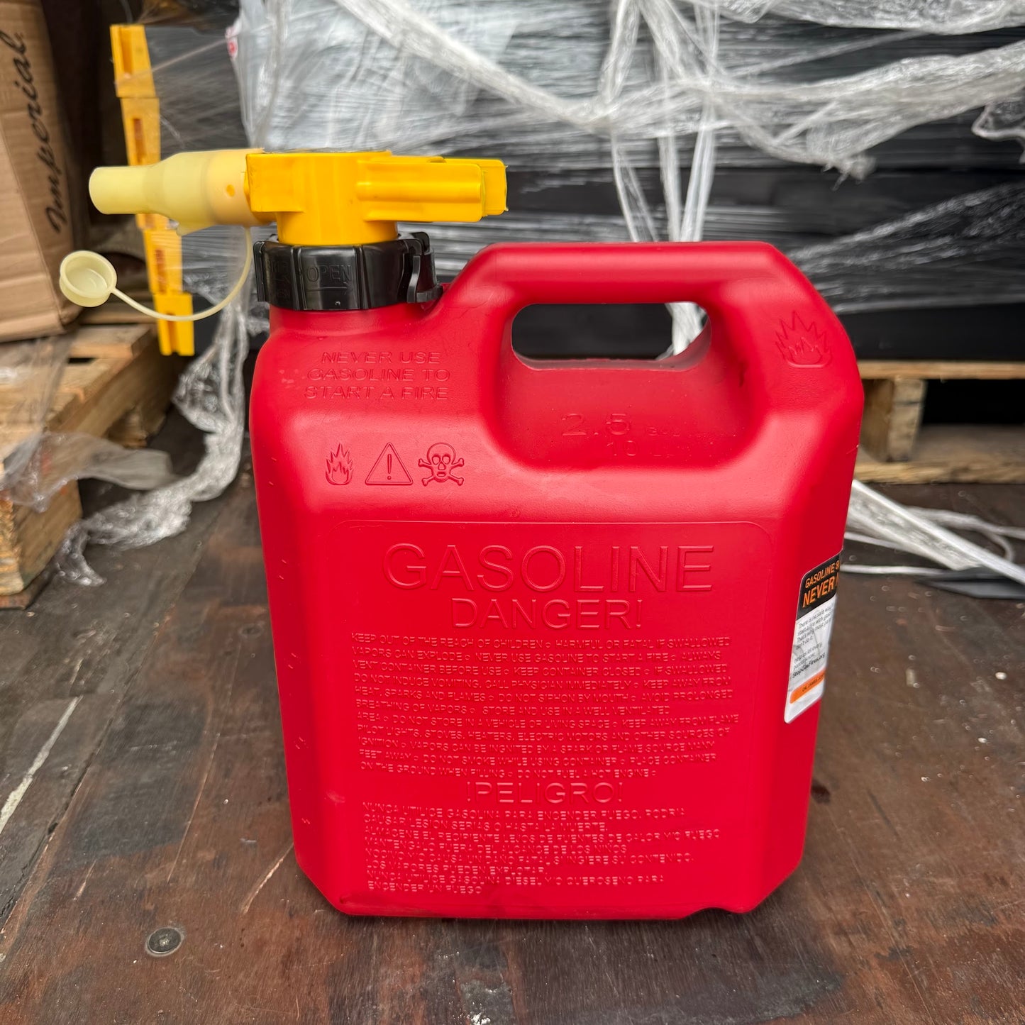 No Spill 2.5-Gallon Plastic Gasoline Can
