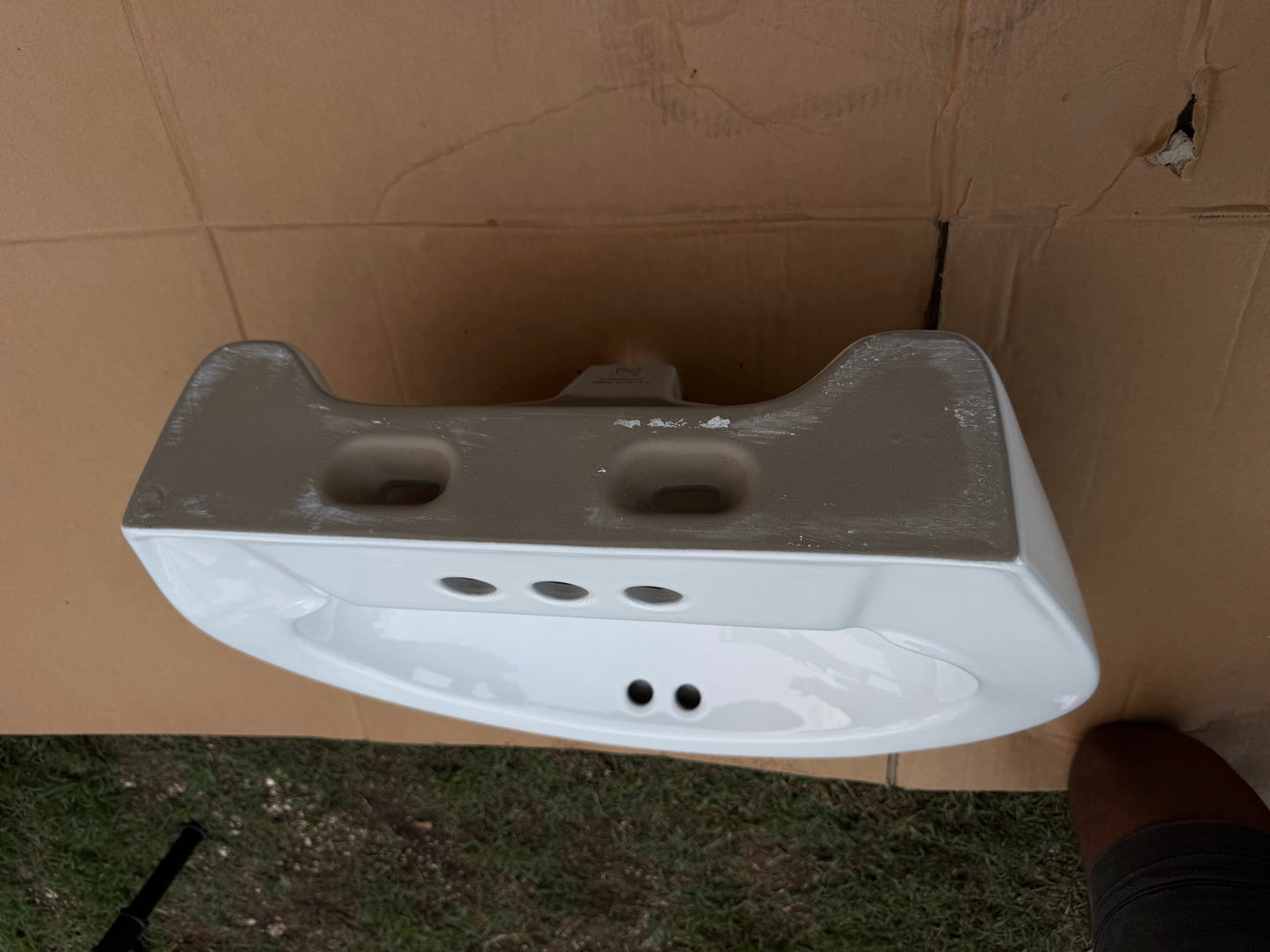 Project Source Bathroom Sink (22" x 18")