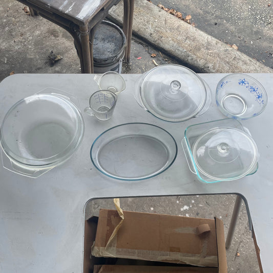 Pyrex Assorted Glass Bakeware + Measuring Cup