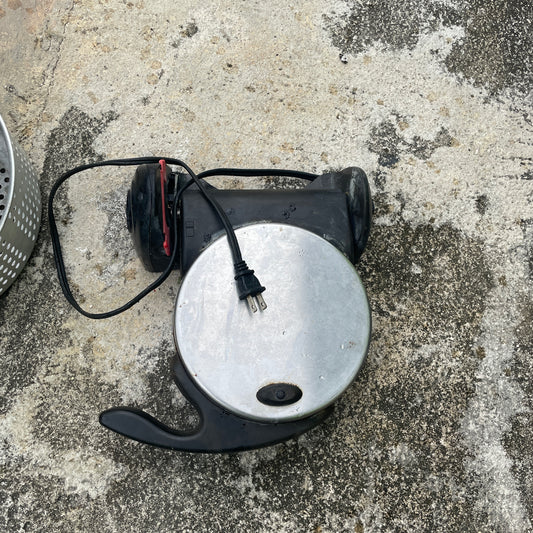 Round Electric Waffle Maker