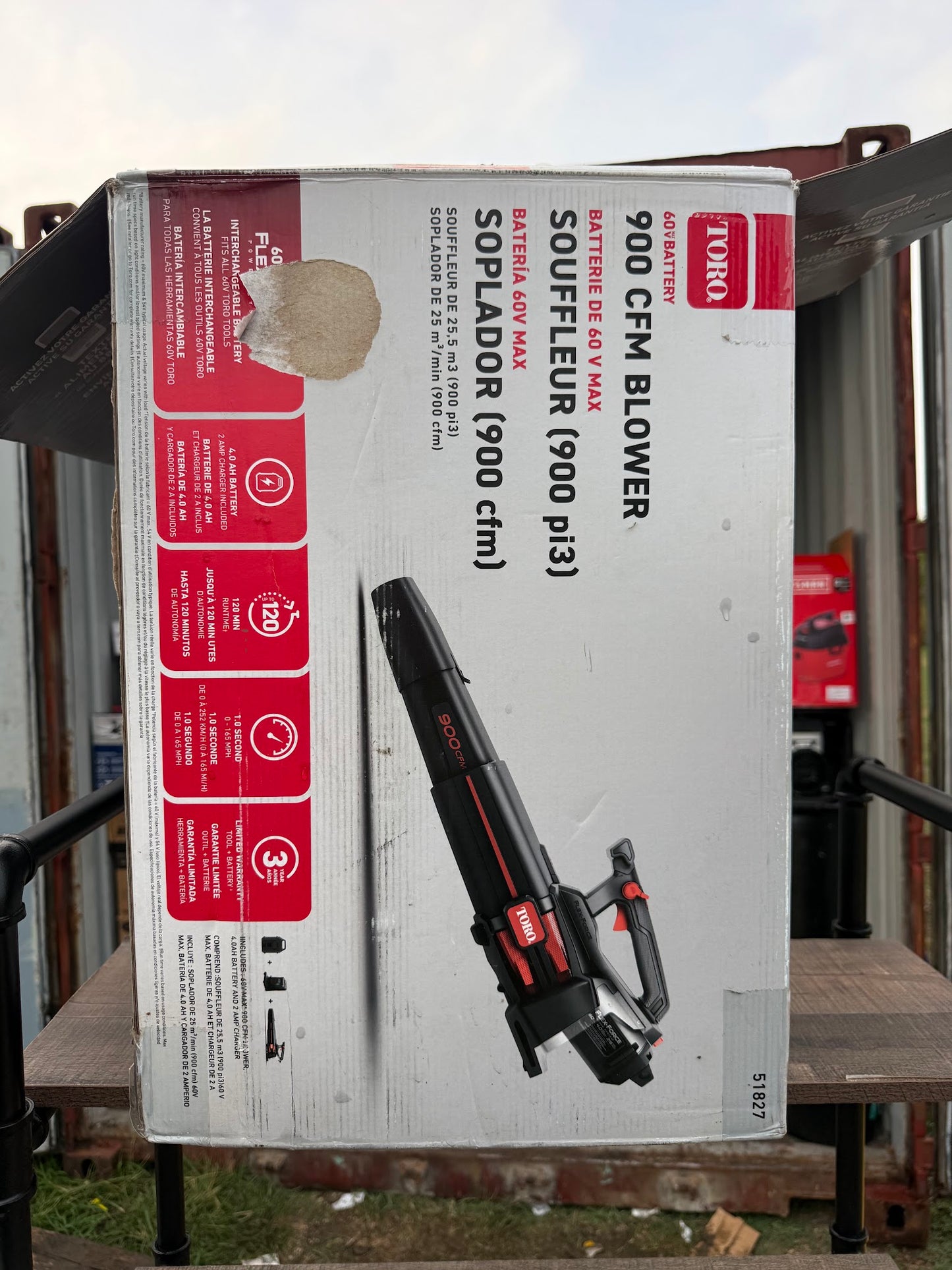 Toro  Flex-Force 60-volt 900-CFM 165-MPH Battery Handheld Leaf Blower 4 Ah Battery Included Charger Included