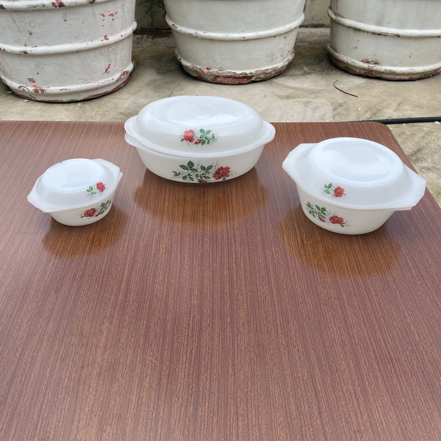 White Rose Pattern Casserole Dish Set with Lids