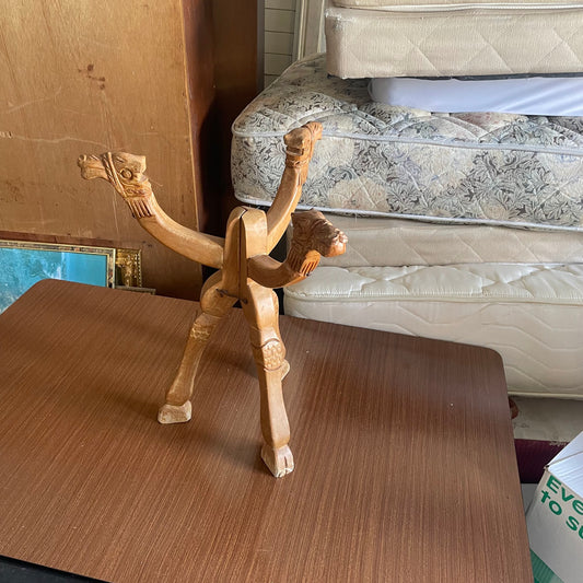 Wooden Camel Head Tripod Stand